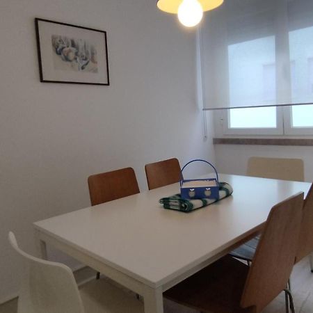 Charming Family Apartment Lisbona Esterno foto