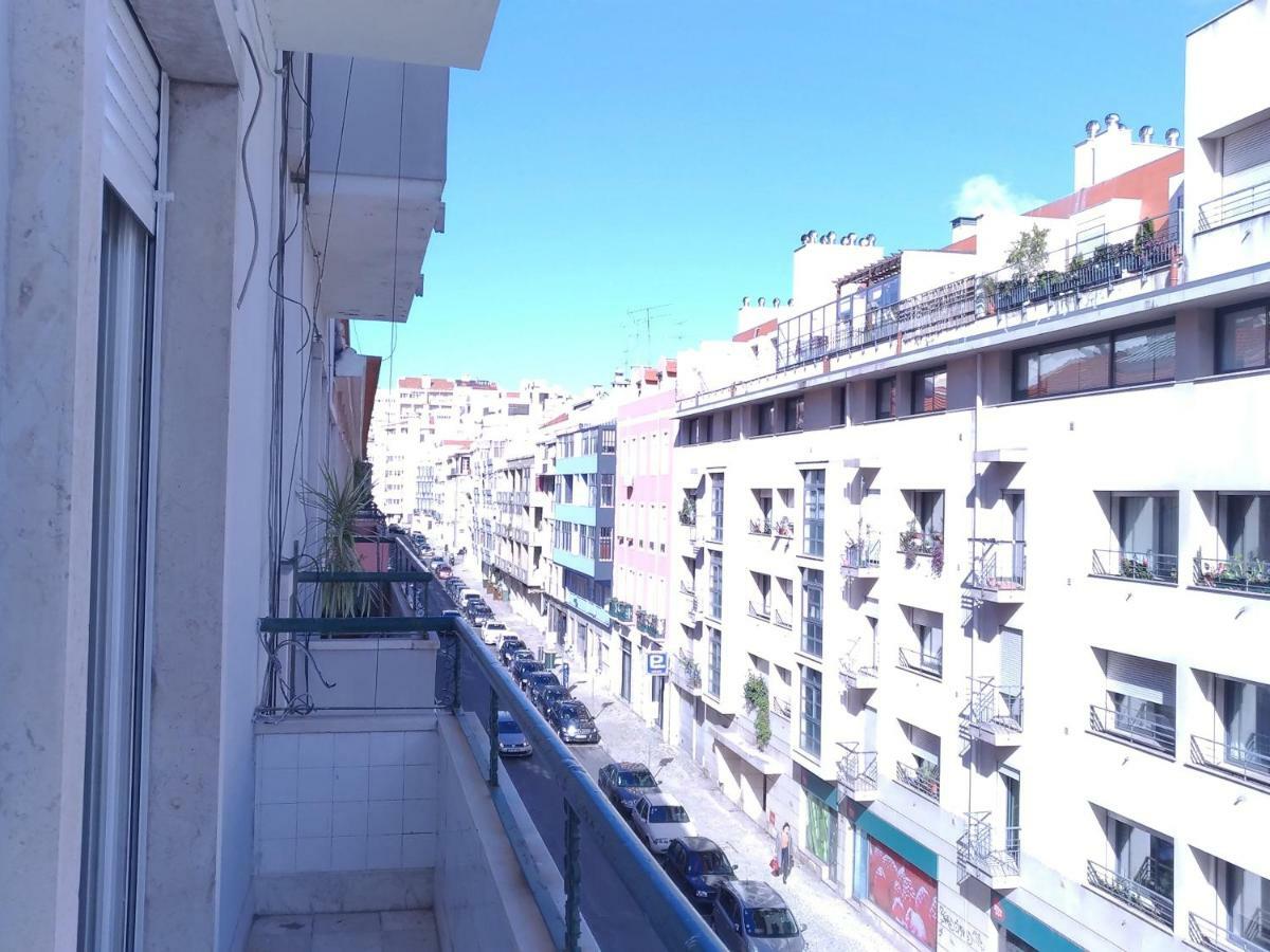 Charming Family Apartment Lisbona Esterno foto